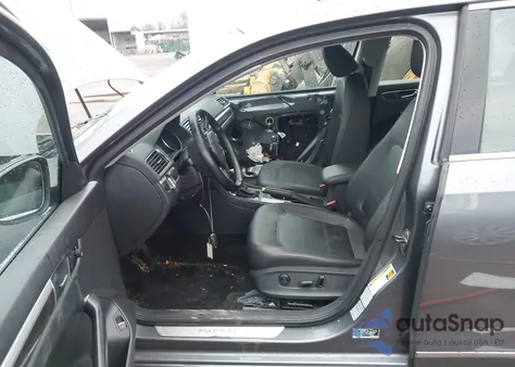 2016 Volkswagen Passat 1.8T Se из США, поврежденный, VIN 1VWBT7A38GC065377